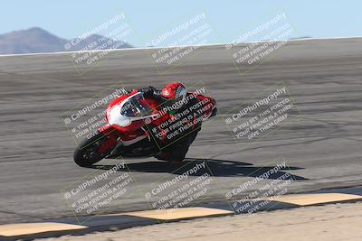 media/Oct-13-2025-Moto Forza (Mon) [[a66d839500]]/3-B Group/Session 2 (Bowl)/